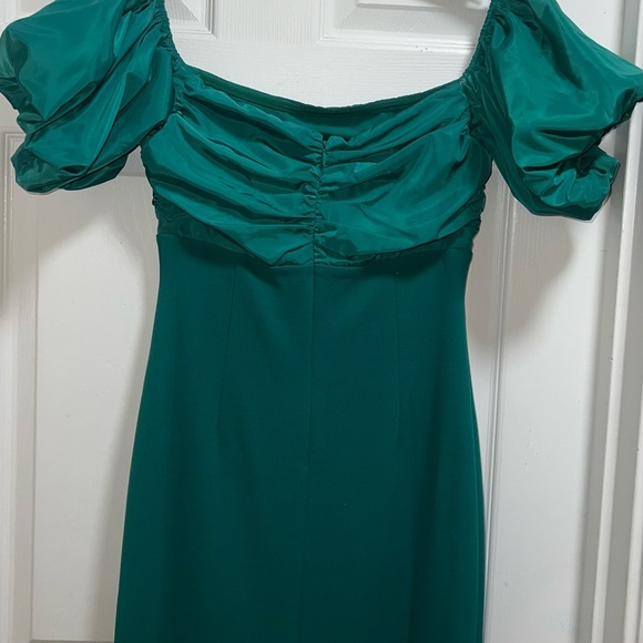 Belle by Badgley Mischka Green Prom, Wedding, special occasion dress. Sz 2 New‎ - Picture 2 of 6